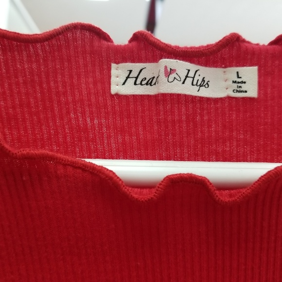 Dresses - Picture 7 of 8